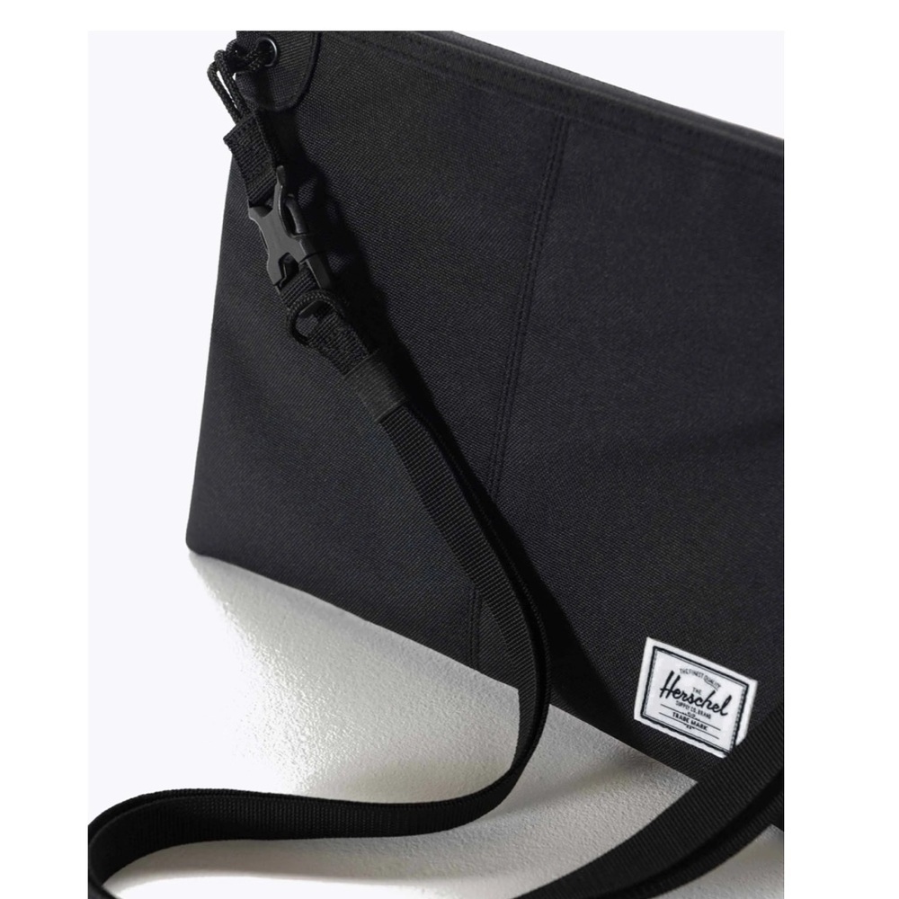 Herschel’s Crossbody Bag | Black | 11 in. X 9 in.